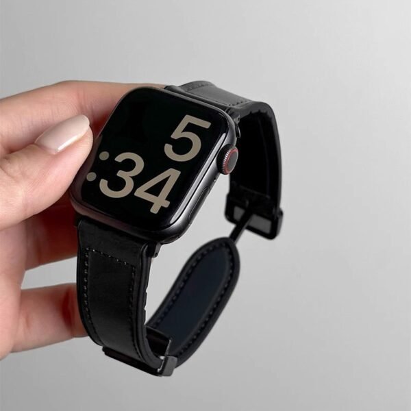 [Premium] Crazy Horse Leather Watch Band - Universal Fit for Apple Watch/Huawei/Xiaomi (20/22mm) - Soft Magnetic Closure Strap - Business & Casual Wear