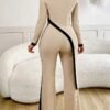 2025 Spring/Summer Women's Fashion Set - Contrast Color Side-Slit Tee + Patchwork Pants - Image 6